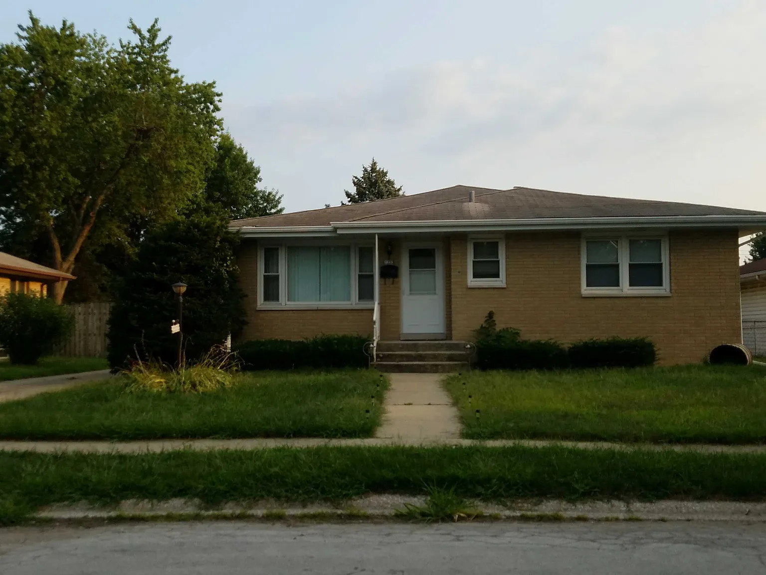 2333 184th St photo 1