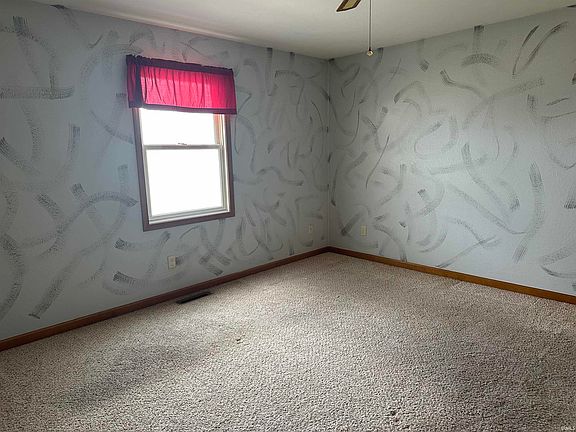 5th image of 16248 Tropicana Ave