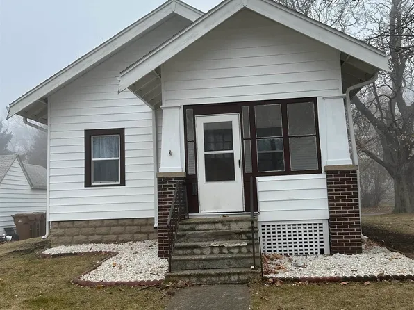 1201 W 6th St, Storm Lake, IA 50588