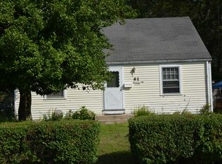 61 New Lexington Rd, North Kingstown, RI 02852