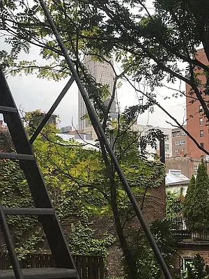 Rented by JSG Realty Corp | media 24