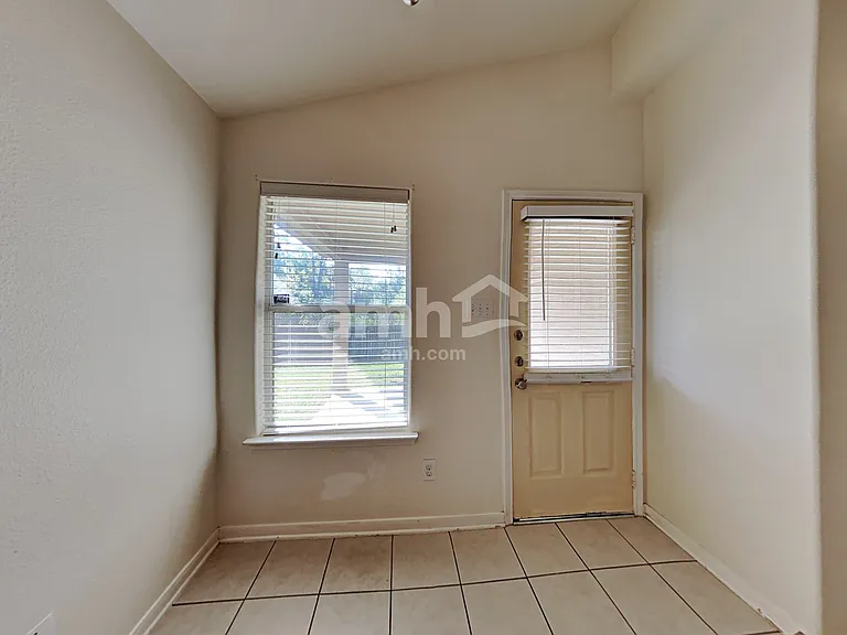 28902 Llano River Loop — Photo 4