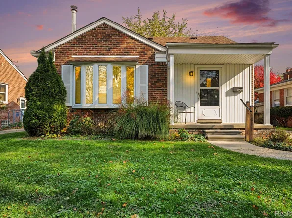 15510 Fox St, Redford, MI 48239