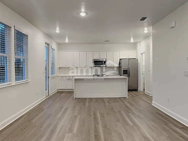 1488 Aquamarine Dr — Photo 4