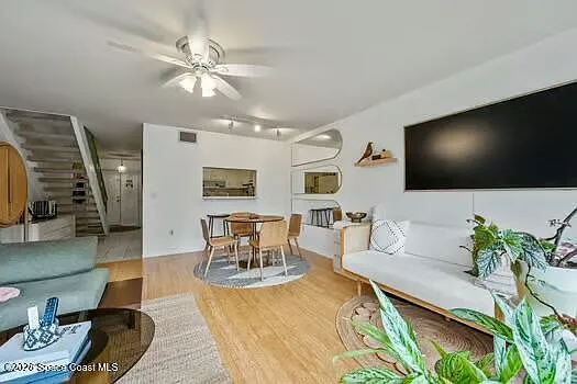 33 Cove Rd — Photo 6