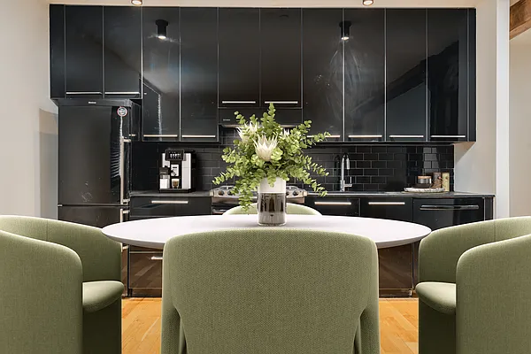 Rented by Nooklyn NYC LLC | media 11