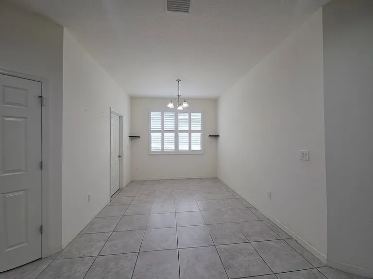 17545 Buckingham Garden Dr — Photo 15