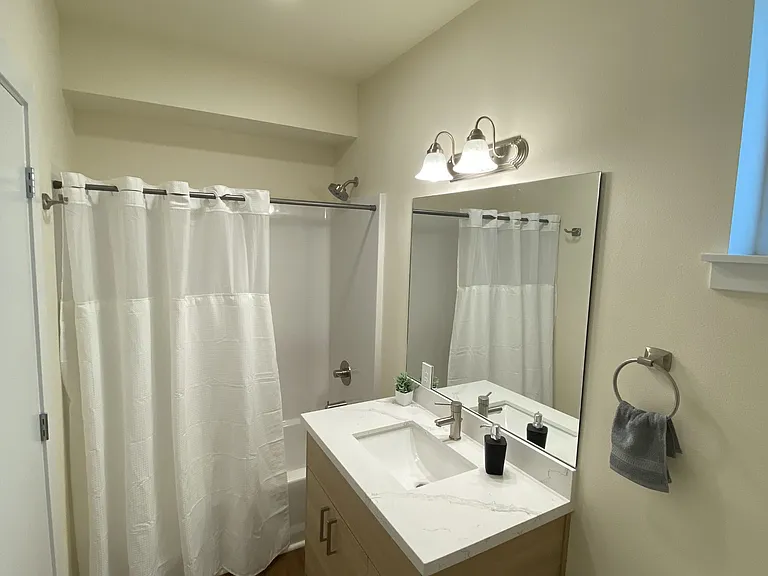 1439 NW 60th St #205BALLARD — Photo 9