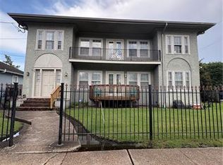 2907 Calhoun St #UP, New Orleans, LA 70118