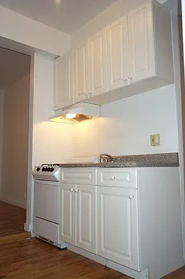 Rented by Tower Brokerage | media 46