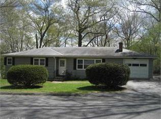 176 Ruela Dr, Naugatuck, CT 06770