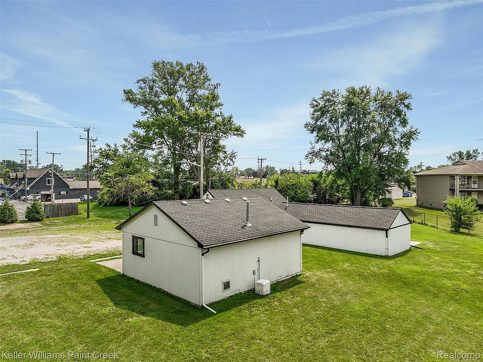 23880 Shook Rd, photo 10