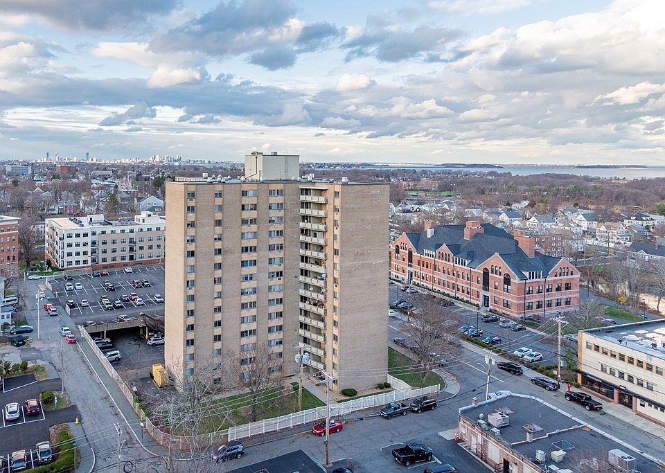 1st image of 1025 Hancock St Unit 7F