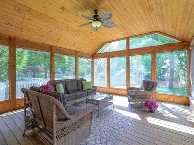 5722 Richards Cir, Shawnee, KS, 66216