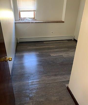 4th image of 17 Prospect St