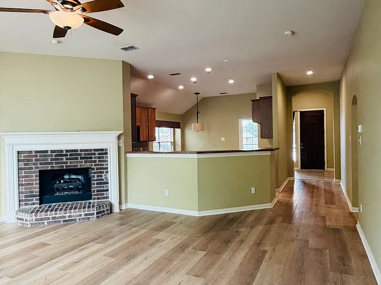 6517 Briar Lake Trl — Photo 11