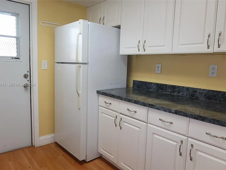 1850 NE 169th St #312 — Photo 7