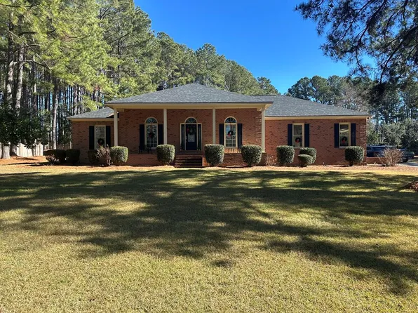 176 Meadowlark Ln, Fitzgerald, GA 31750