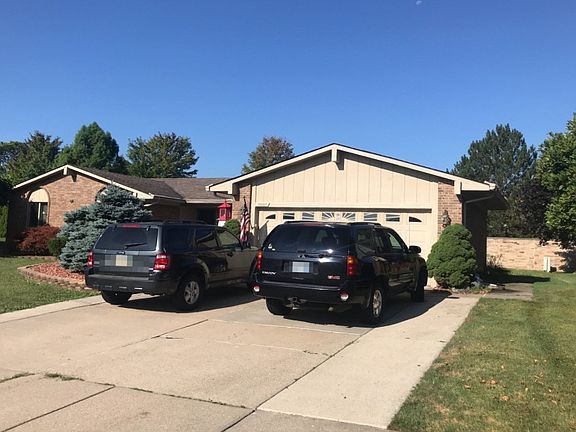 2nd image of 15017 Woodside Dr