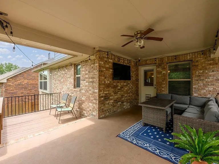 18404 Deleon Bayou Ln — Photo 13