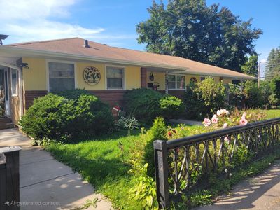 201 Dora Ct W, Saint Paul, MN, 55106
