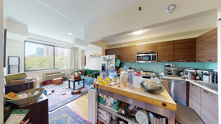 Rented by Bond New York | media 15