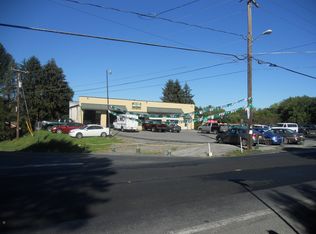 1940 Leithsville Rd, Hellertown, PA 18055