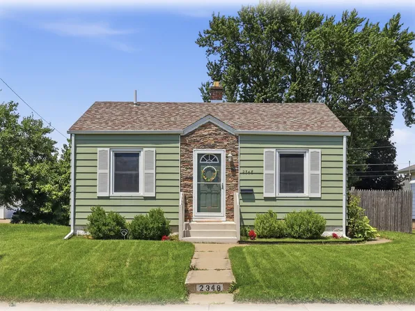2348 W High St, Davenport, IA 52804