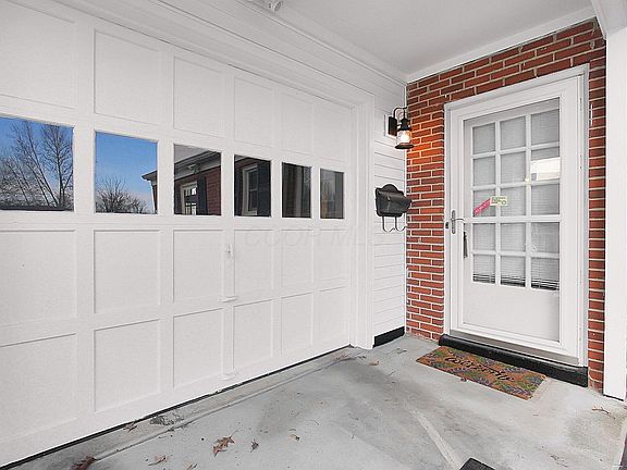 4th image of 463 Darbyhurst Rd