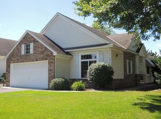 2700 Oak Ridge Trl, Woodbury, MN 55125