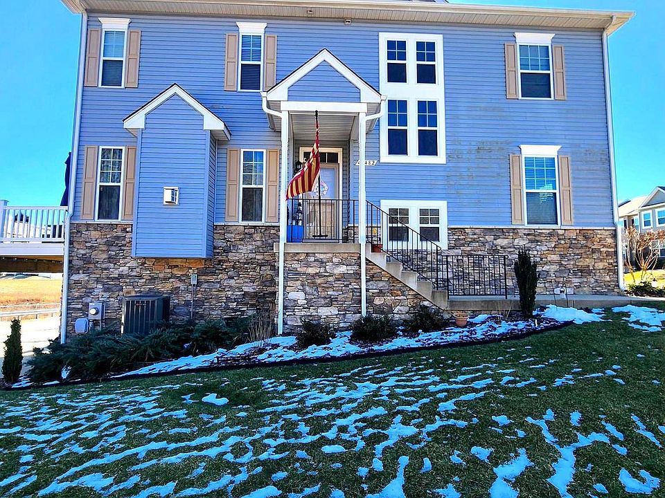2nd image of 41482 Margrove Cir