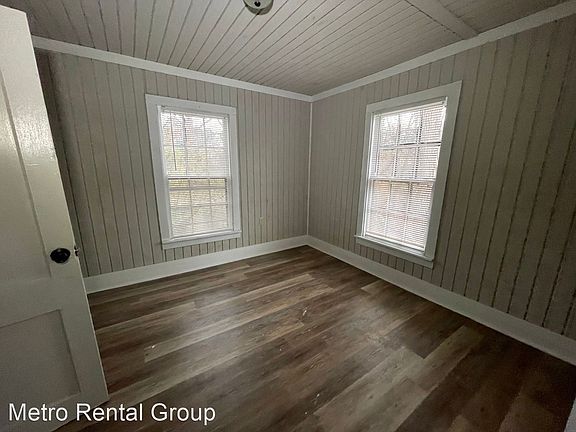 4th image of 810.5 W 25th St