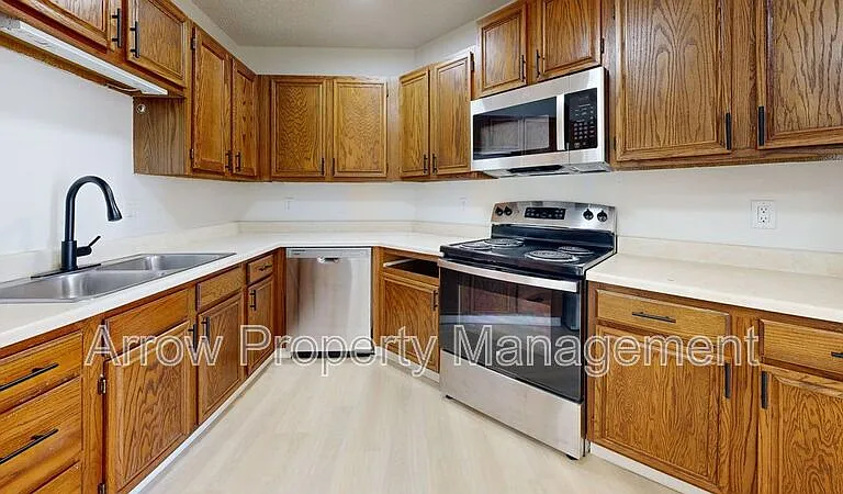 205 E Arbor Ave #201G — Photo 1