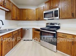 205 E Arbor Ave #201G, Bismarck, ND 58504