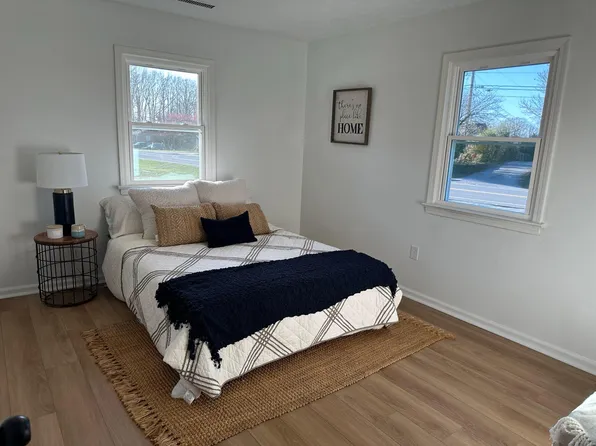 23 Deer Creek Dr, Lynchburg, VA 24502