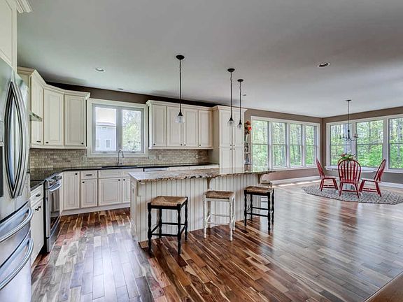 5th image of 8027 River Vista Ct