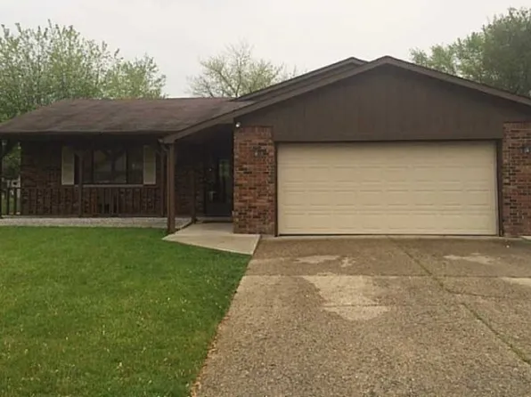 5621 Hill Rise Dr, Indianapolis, IN 46237