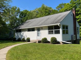 12 Duzine Rd, New Paltz, NY 12561