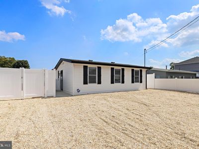 11 Charles Blvd, Manahawkin, NJ, 08050