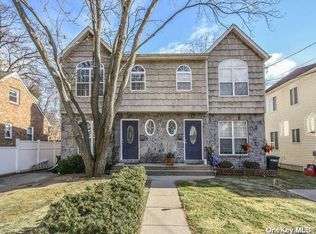 62A Linwood Rd N, Pt Washington, NY 11050