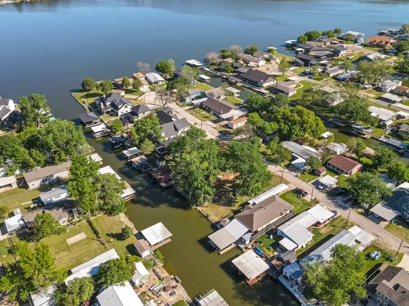 3412 Tahitian Ct, Granbury, TX 76048