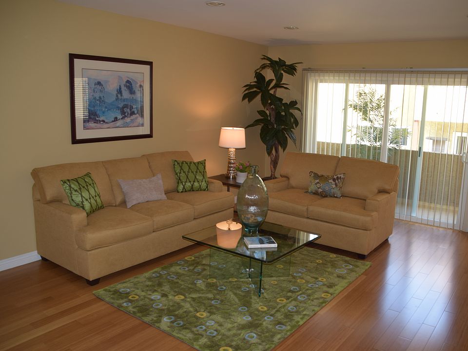 1st image of 1262 S Barrington Ave APT 304