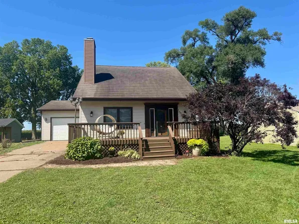 1015 8th St, Colona, IL 61241