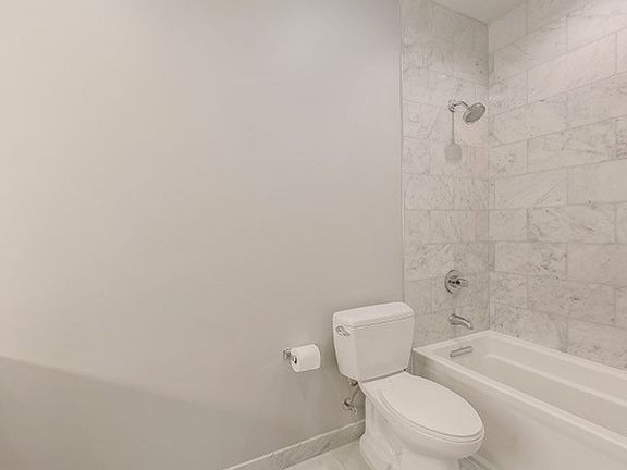 5th image of 516 Bienville St APT 406