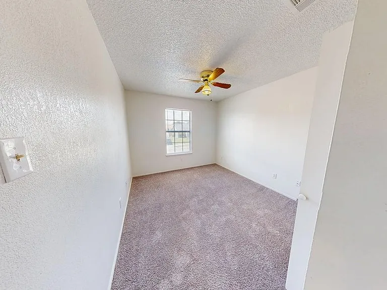 1613 Bobby Lee Dr — Photo 34