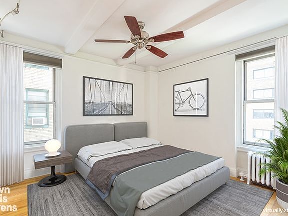 4th image of 325 W 45th St APT 705