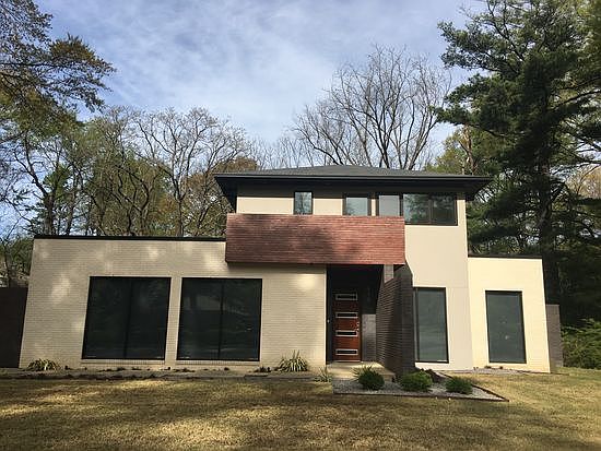 1st image of 419 Fairfield Cir W