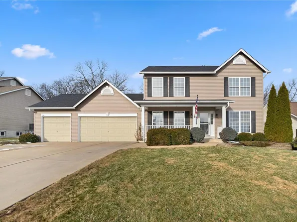 536 Faith Dr, Lake Saint Louis, MO 63367