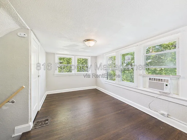 5127 Olive St — Photo 23