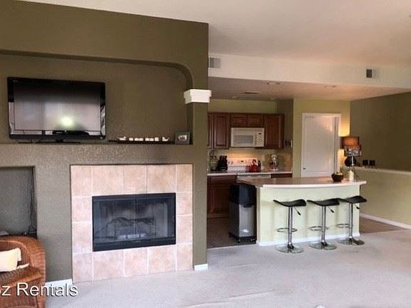 3rd image of 1012 Sonoma Cir Unit 5C